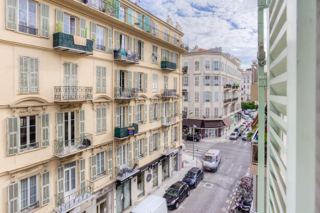 Marechal Jean Medecin Hyper Centre * Nizza